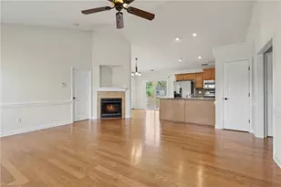 126 Camino Drive, Thomasville, NC 27360 - Photo 7