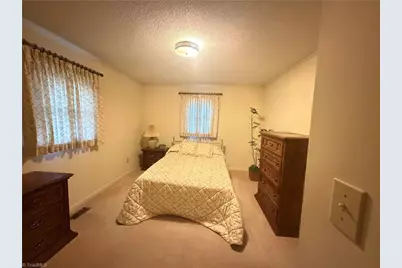 124 S Byrd Street, Eden, NC 27288 - Photo 7