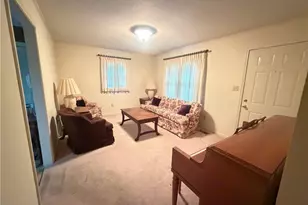 124 S Byrd St, Eden, NC 27288 - Photo 5