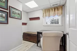 2005 Hunterwoods Dr, High Point, NC 27265 - Photo 29