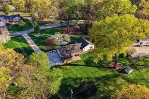 2005 Hunterwoods Dr, High Point, NC 27265 - Photo 37