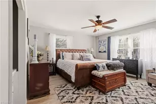 2005 Hunterwoods Dr, High Point, NC 27265 - Photo 17