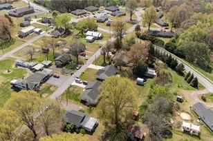 124 Filmore St, Yadkinville, NC 27055 - Photo 27