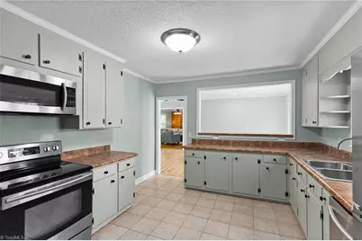 120 Shaw Street, Randleman, NC 27317 - Photo 5