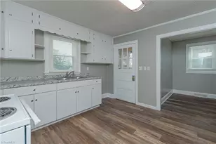 238 Underwood St, Asheboro, NC 27203 - Photo 3