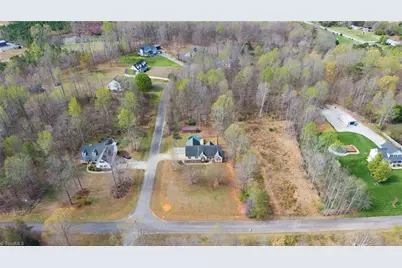 4619 Plantation Manor Drive, Randleman, NC 27317 - Photo 43