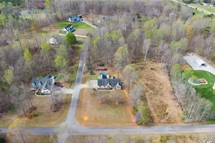 4619 Plantation Manor Dr, Randleman, NC 27317 - Photo 43