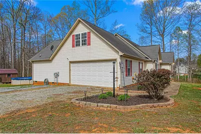 4619 Plantation Manor Drive, Randleman, NC 27317 - Photo 41