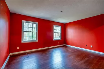 2021 Warwickshire Drive, Greensboro, NC 27455 - Photo 7