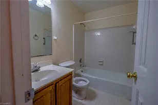 2021 Warwickshire Dr, Greensboro, NC 27455 - Photo 11