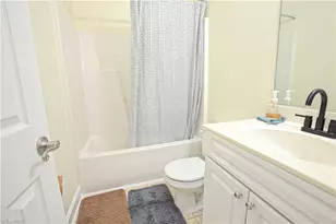 6 Viburnum Ln, Greensboro, NC 27455 - Photo 9