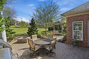 5587 Foxgate Cir, Winston-Salem, NC 27106 - Photo 29