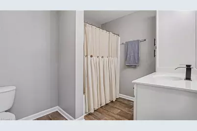 3710 Cotswold Avenue #Z, Greensboro, NC 27410 - Photo 19