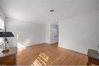 502 W Hunter Street, Madison, NC 27025 - Photo 17