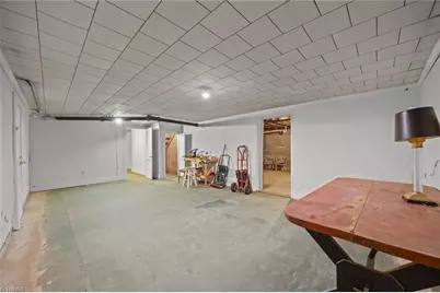 502 W Hunter Street, Madison, NC 27025 - Photo 25