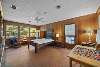 502 W Hunter Street, Madison, NC 27025 - Photo 23