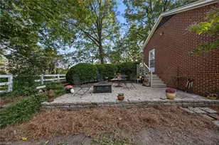 502 W Hunter St, Madison, NC 27025 - Photo 33