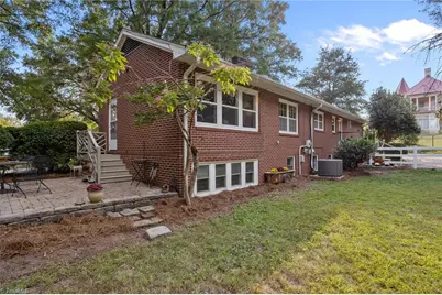 502 W Hunter Street, Madison, NC 27025 - Photo 35