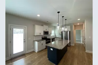 6260 Kershaw Meadows Road, Pfafftown, NC 27040 - Photo 9