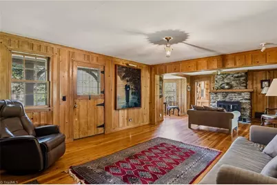 4285 Shattalon Drive, Winston-Salem, NC 27106 - Photo 9