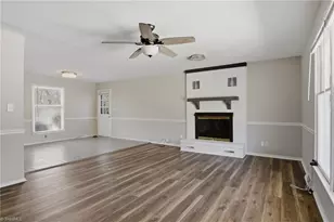 1815 Delmar Dr, Greensboro, NC 27406 - Photo 13