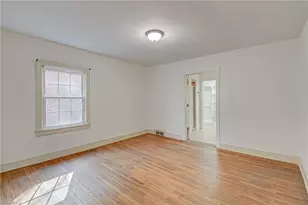 1161 S Hawthorne Rd, Winston-Salem, NC 27103 - Photo 17