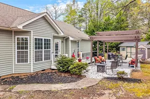 2228 Sparta Rd, North Wilkesboro, NC 28659 - Photo 3