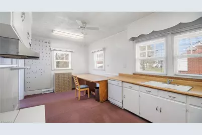 11101 N Main Street, Archdale, NC 27263 - Photo 17