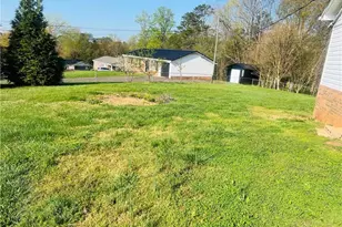 236 Badgett Ave, Mount Airy, NC 27030 - Photo 19