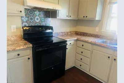 236 Badgett Avenue, Mount Airy, NC 27030 - Photo 7