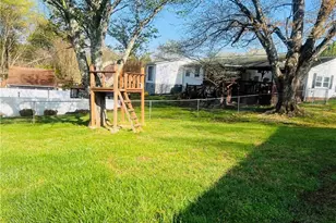 236 Badgett Ave, Mount Airy, NC 27030 - Photo 5