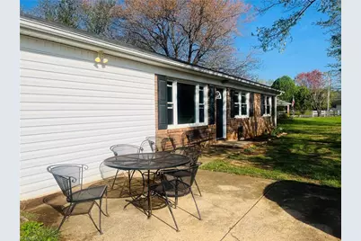 236 Badgett Avenue, Mount Airy, NC 27030 - Photo 3