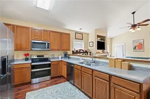 1820 Beeson Park Ln, Kernersville, NC 27284 - Photo 13