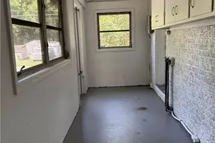 1300 Sloan St, Greensboro, NC 27401 - Photo 25