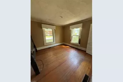 1300 Sloan Street, Greensboro, NC 27401 - Photo 17