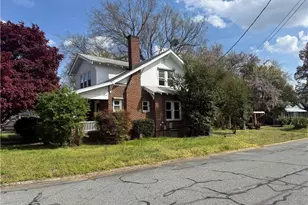 1300 Sloan St, Greensboro, NC 27401 - Photo 5