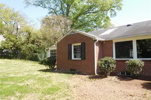 2825 Windsor Rd, Winston-Salem, NC 27104 - Photo 9