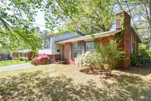 1420 Waybridge Ln, Winston-Salem, NC 27103 - Photo 3