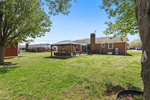 2081 Northcrest Dr, Elon, NC 27244 - Photo 41