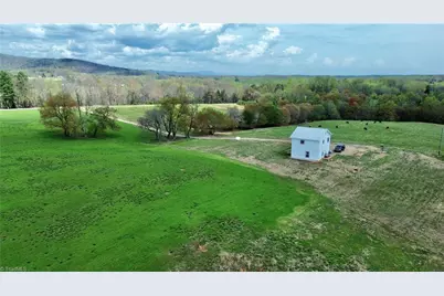 322 Layell Road, Elkin, NC 28621 - Photo 5