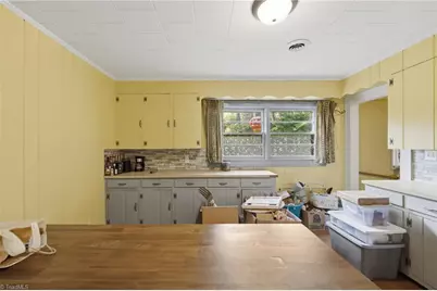 416 Woodsway Drive, Lexington, NC 27292 - Photo 11