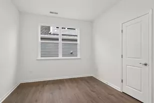 304 Sefton Dr, Jamestown, NC 27282 - Photo 7