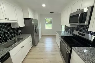 142 Idlebrook Rd, Statesville, NC 28677 - Photo 5