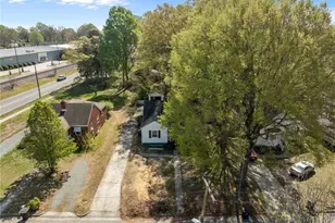 108 Markham St, Burlington, NC 27215 - Photo 35