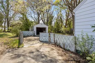 108 Markham St, Burlington, NC 27215 - Photo 29