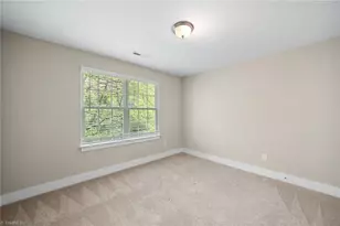 6125 Sundown Dr, Greensboro, NC 27410 - Photo 35