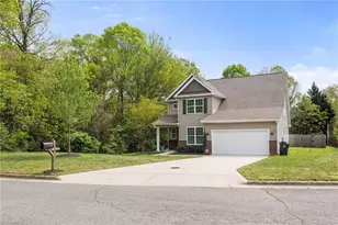 6125 Sundown Dr, Greensboro, NC 27410 - Photo 13