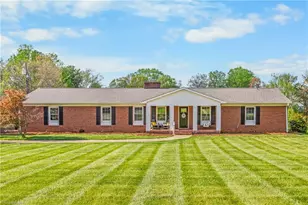 116 Asbury Dr, Kernersville, NC 27284 - Photo 1