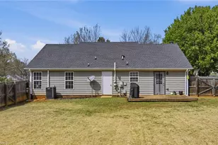 6199 Pine Cove Ct, Greensboro, NC 27410 - Photo 31