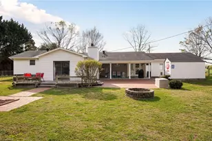 2305 Pine Meadow Dr, Kernersville, NC 27284 - Photo 23